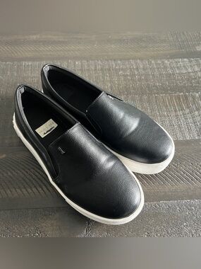 Santa Lolla Black Platform Slip On Sneakers Womens 7 Leather Look Minimalist